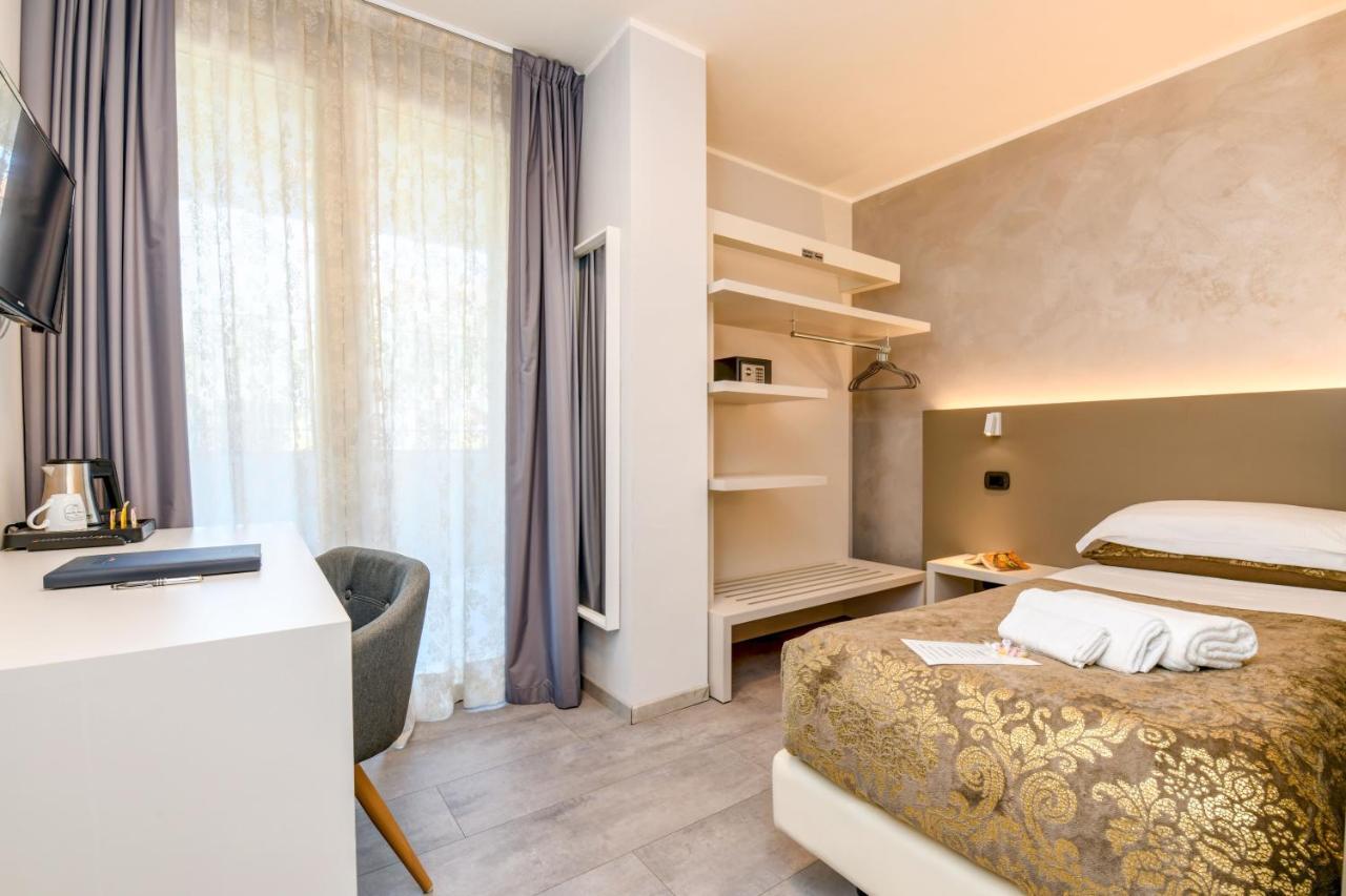 Bed and Breakfast Garda Diamant Desenzano del Garda Exterior foto