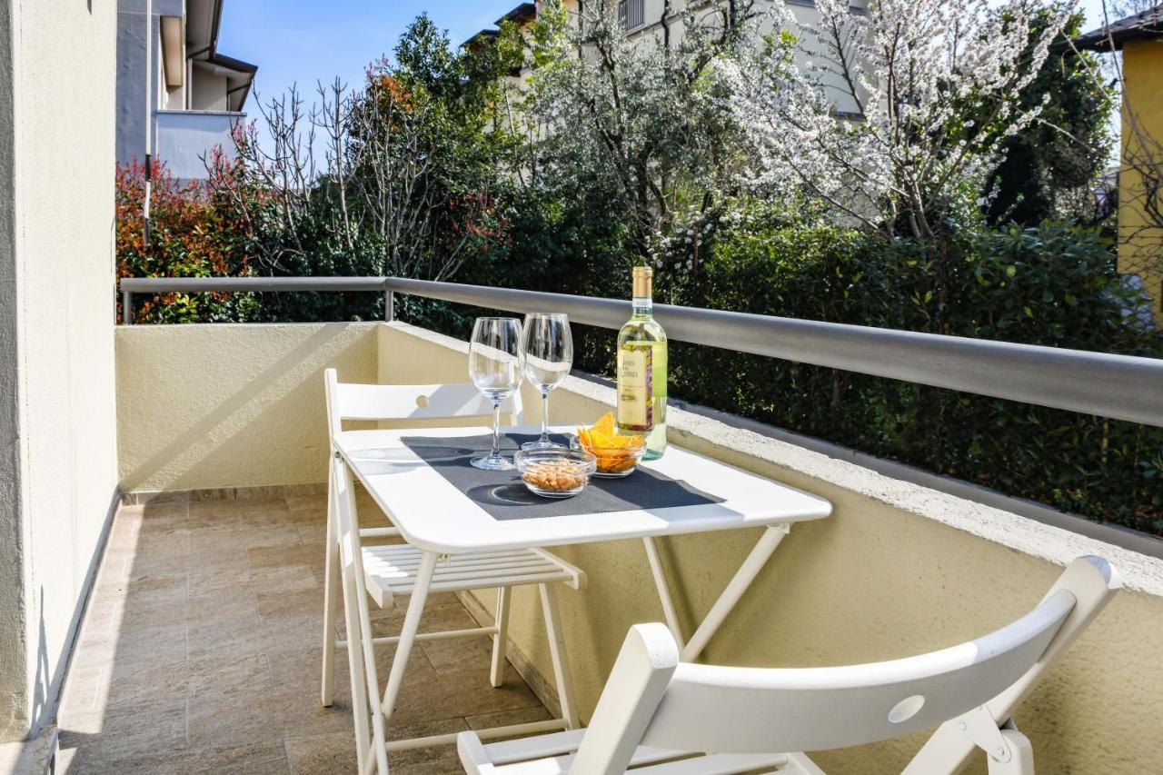 Bed and Breakfast Garda Diamant Desenzano del Garda Exterior foto