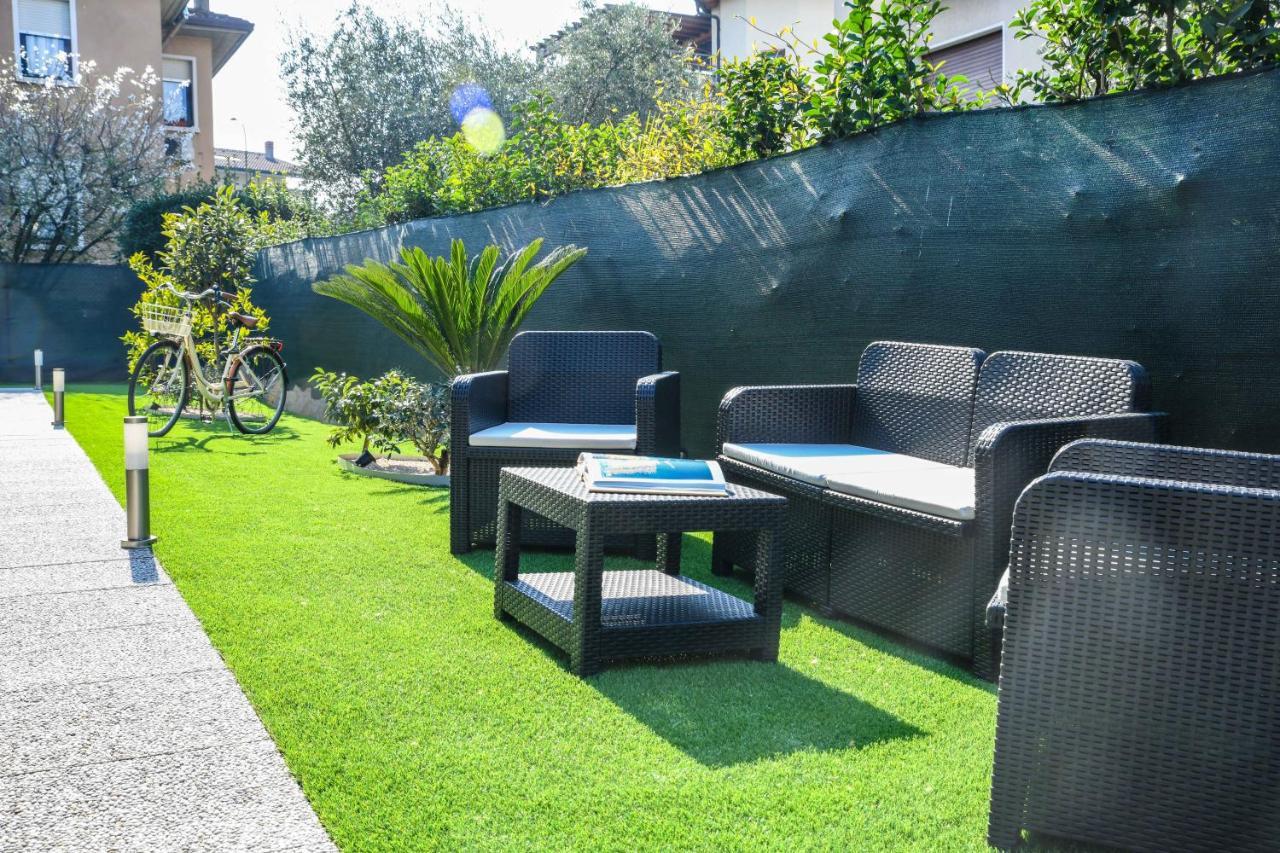 Bed and Breakfast Garda Diamant Desenzano del Garda Exterior foto